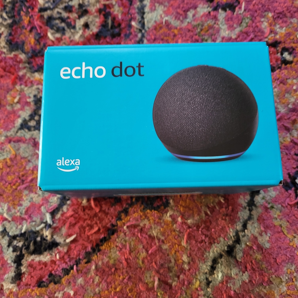 Amazon Echo Dot in Black